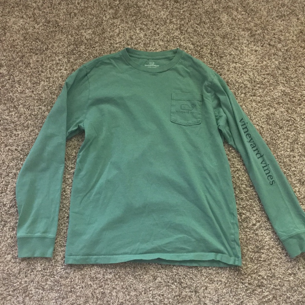 Vineyard vines long sleeve shirt